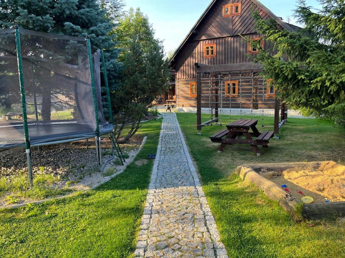 Penzion Koucky Bedřichov エクステリア 写真